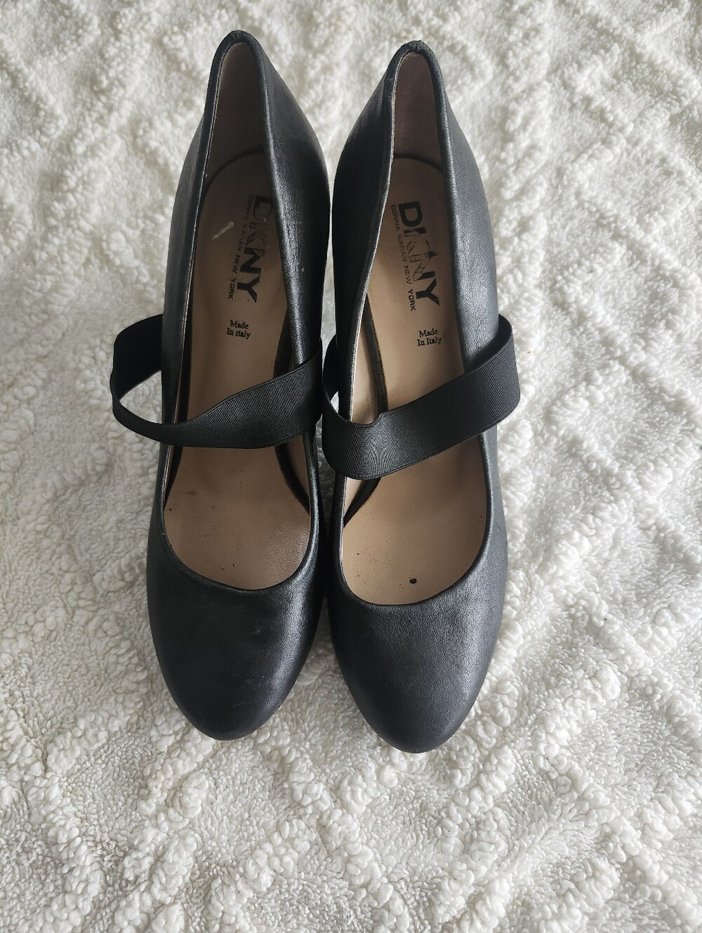 DKNY Black Leather Italian Mary Jane Pumps - Size 8